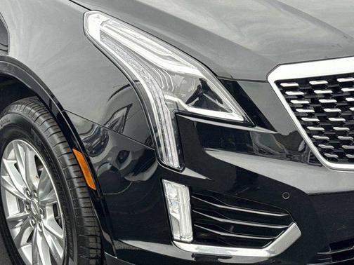 2023 Cadillac XT5 Luxury