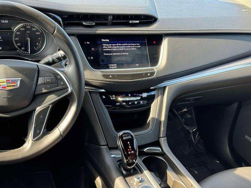 2023 Cadillac XT5 Luxury
