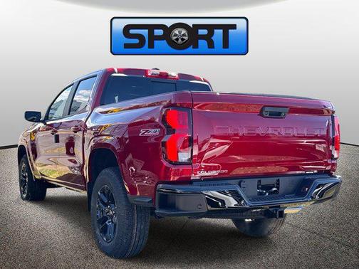 Radiant Red Tintcoat 2026 Chevrolet Colorado Z71