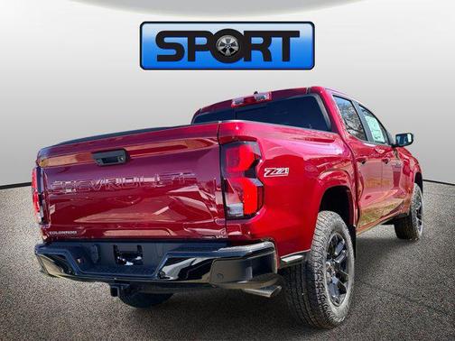 Radiant Red Tintcoat 2026 Chevrolet Colorado Z71