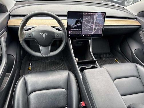 2019 Tesla Model 3 Standard Range