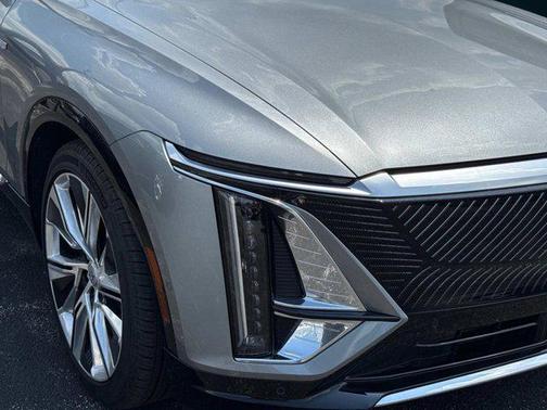 2024 Cadillac LYRIQ Luxury w/1SE