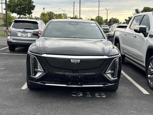 Stellar Black Metallic 2024 Cadillac LYRIQ Luxury