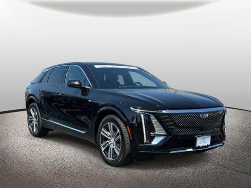 Stellar Black Metallic 2024 Cadillac LYRIQ Luxury