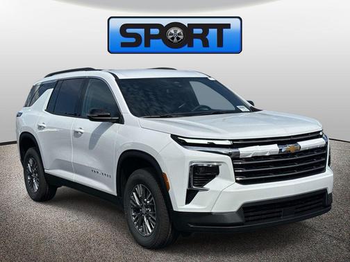 Summit White 2027 Chevrolet Traverse LT