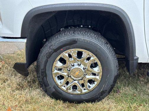 2026 Chevrolet Silverado 3500 LT