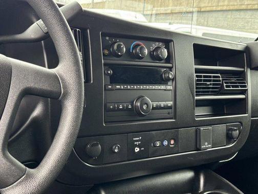 2024 Chevrolet Express 2500 RWD 2500 Regular Wheelbase WT