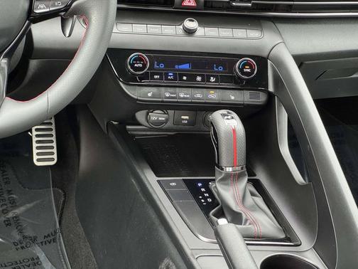 Fluid Metal 2023 Hyundai ELANTRA N Line