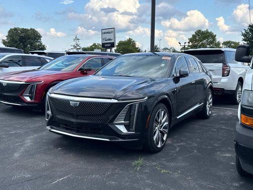 2024 Cadillac LYRIQ Luxury w/1SE