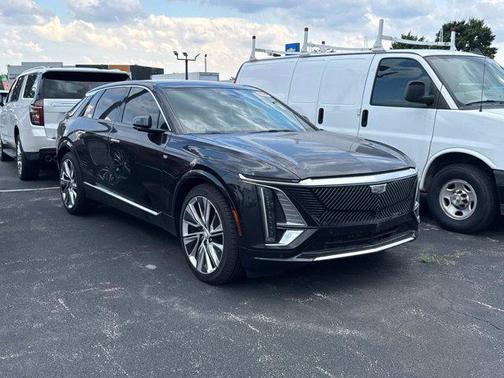 2024 Cadillac LYRIQ Luxury w/1SE