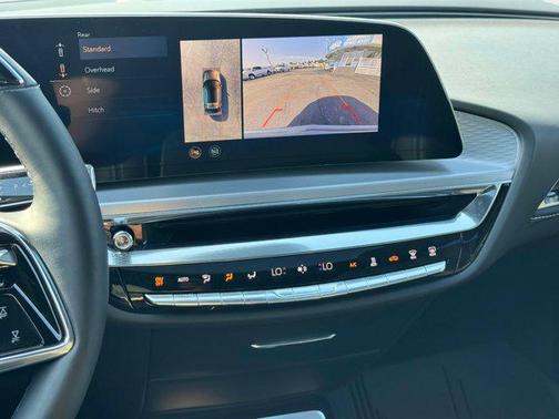 2024 Cadillac LYRIQ Luxury w/1SE