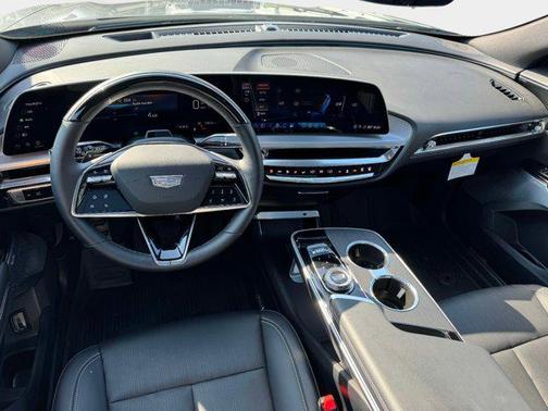 2024 Cadillac LYRIQ Luxury w/1SE