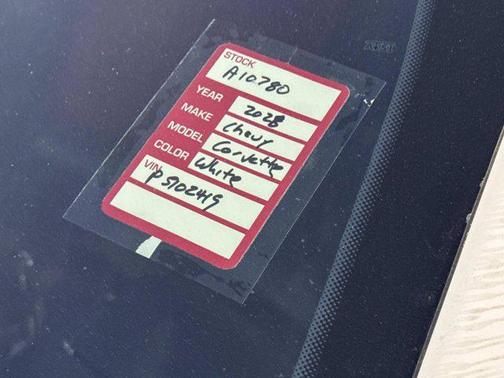 2023 Chevrolet Corvette Stingray w/1LT