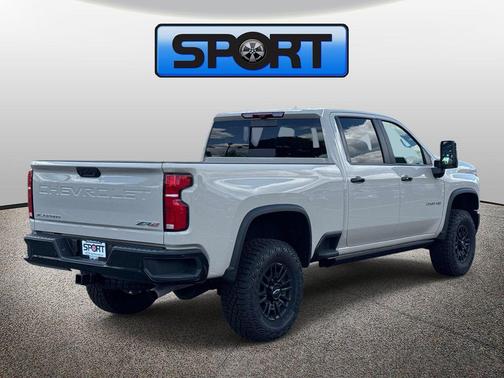 White Sands 2026 Chevrolet Silverado 2500 Crew Cab, Standard Bed, XR2, 4WD