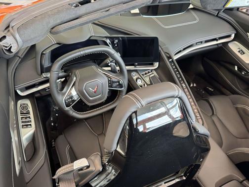 Amplify Orange Tintcoat 2022 Chevrolet Corvette Stingray w/3LT