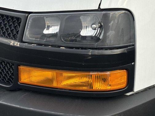 2025 Chevrolet Express 2500 RWD 2500 Regular Wheelbase WT