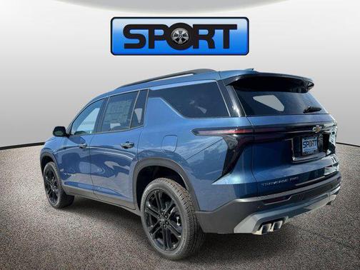 GXP LAKESHORE BLUE METALLIC 2026 Chevrolet Traverse LT