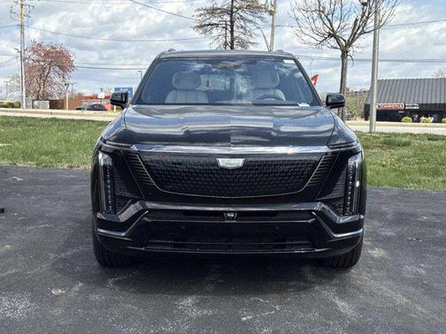 Stellar Black Metallic 2026 Cadillac VISTIQ Sport