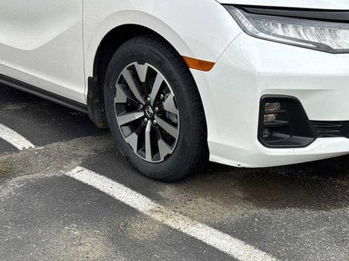 Platinum White Pearl 2025 Honda Odyssey EX-L