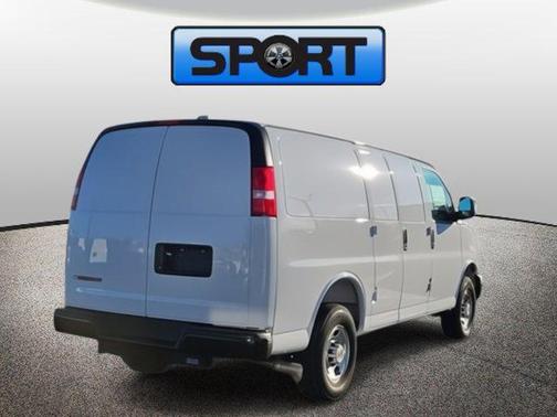 2025 Chevrolet Express 3500 RWD 3500 Regular Wheelbase WT