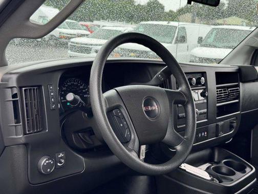 2023 GMC Savana 2500 Work Van