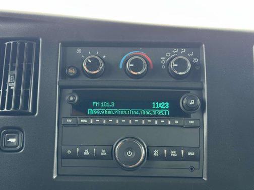 2023 GMC Savana 2500 Work Van