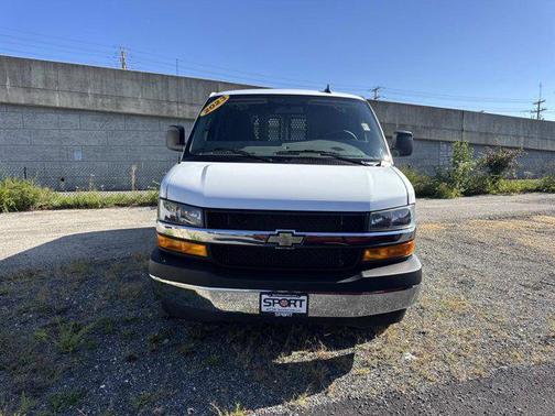 2023 Chevrolet Express 2500 RWD 2500 Regular Wheelbase WT