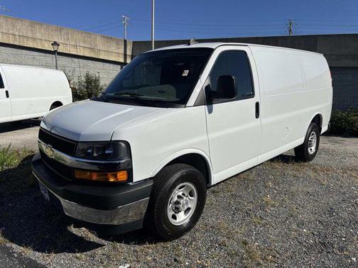 2023 Chevrolet Express 2500 RWD 2500 Regular Wheelbase WT