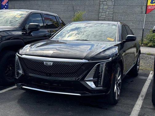 Stellar Black Metallic 2023 Cadillac LYRIQ Luxury
