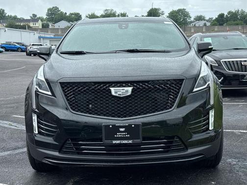 Stellar Black Metallic 2026 Cadillac XT5 Luxury