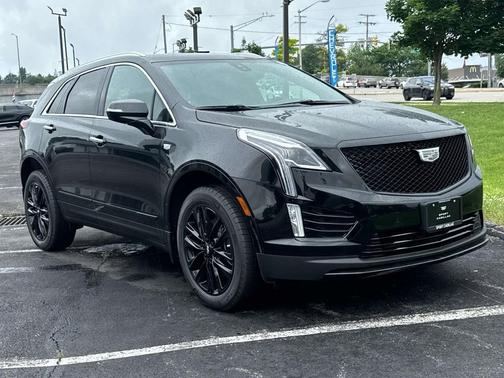 Stellar Black Metallic 2026 Cadillac XT5 Luxury