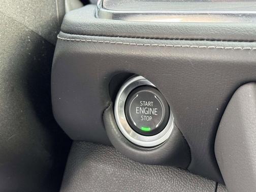 Black 2025 Chevrolet Suburban 4WD Z71