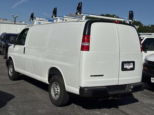 Summit White 2026 Chevrolet Express 2500 LT