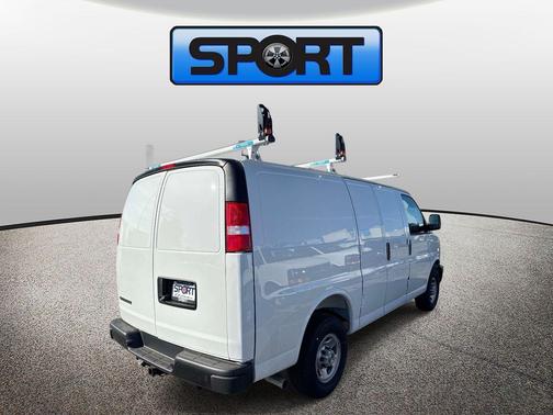 Summit White 2026 Chevrolet Express 2500 Work Van