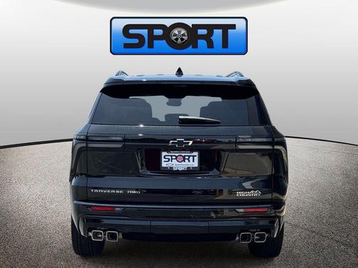 Mosaic Black Metallic 2026 Chevrolet Traverse High Country