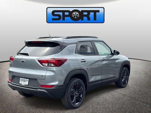 Sterling Gray Metallic 2026 Chevrolet Trailblazer LT