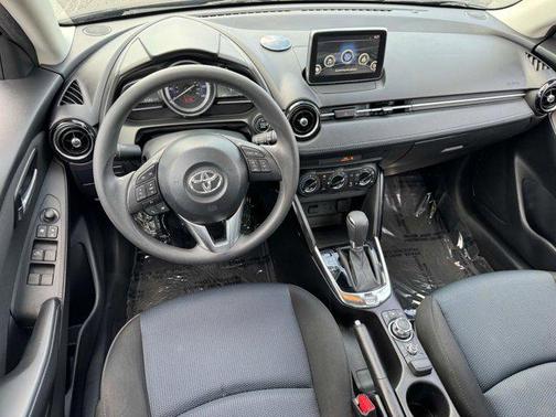2017 Toyota Yaris iA Base