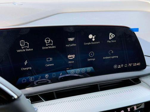 2025 Cadillac OPTIQ Sport