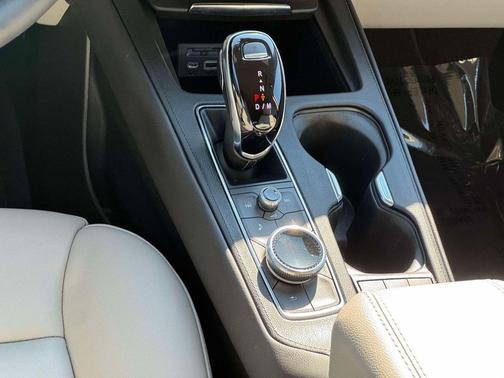 Stellar Black Metallic 2023 Cadillac XT4 Premium Luxury