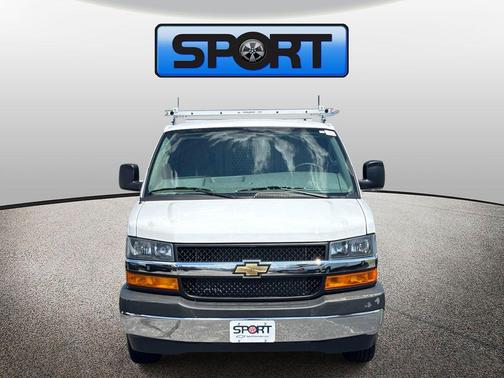 Summit White 2026 Chevrolet Express 2500 Work Van