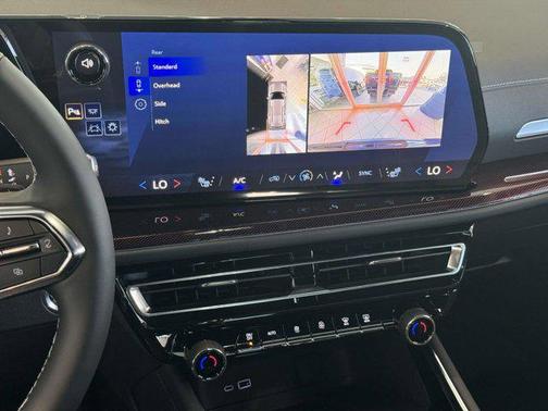 2025 Chevrolet Traverse AWD Z71