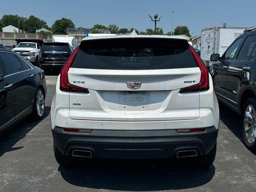 2022 Cadillac XT4 Luxury