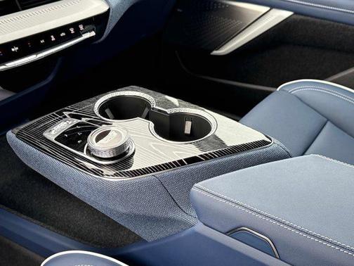 Argent Silver Metallic 2025 Cadillac OPTIQ Luxury 2 AWD