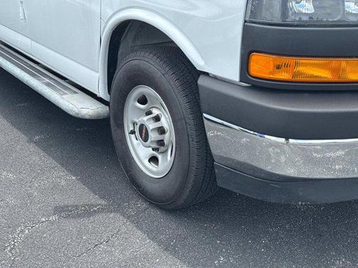 2023 GMC Savana 2500 Work Van