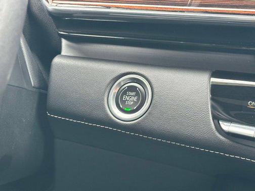 2023 Cadillac Escalade ESV Luxury