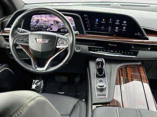 2023 Cadillac Escalade ESV Luxury