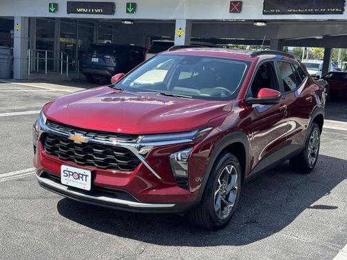 2025 Chevrolet Trax LT