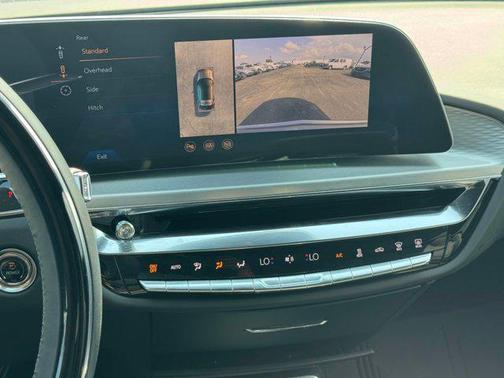 2024 Cadillac LYRIQ Luxury w/1SE