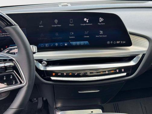 2024 Cadillac LYRIQ Luxury w/1SE