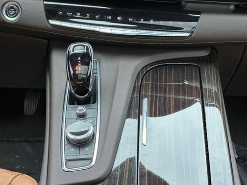 2022 Cadillac Escalade ESV Sport